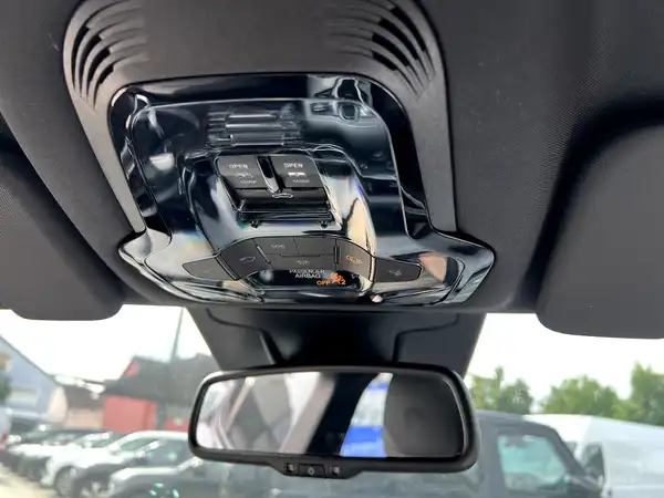 ALFA ROMEO STELVIO VELOCE (28/28)