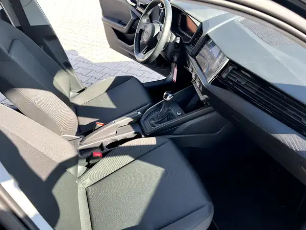 AUDI A1 SPORTBACK (19/25)