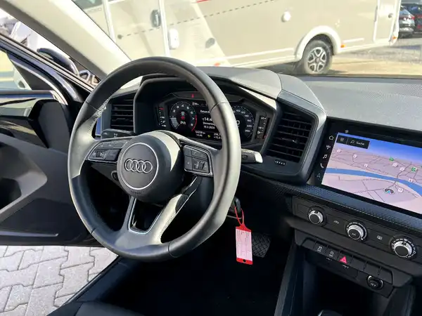 AUDI A1 SPORTBACK (24/25)