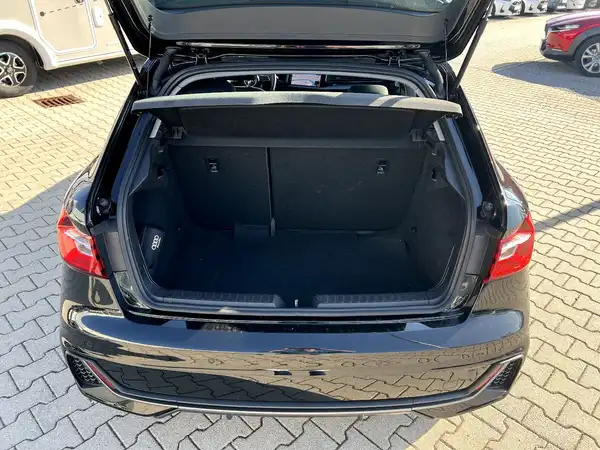 AUDI A1 SPORTBACK (7/25)