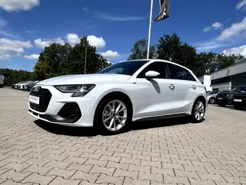 AUDI A3 SPORTBACK (1/28)