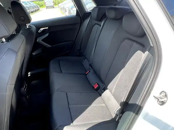 AUDI A3 SPORTBACK (13/28)