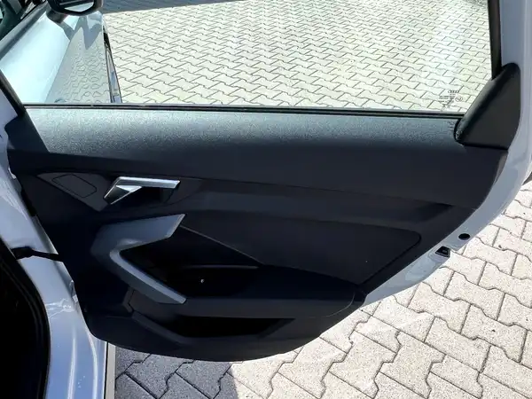 AUDI A3 SPORTBACK (14/28)