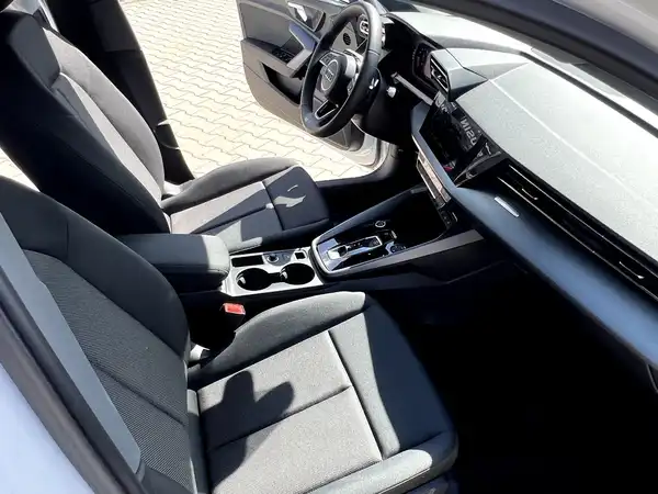 AUDI A3 SPORTBACK (21/28)