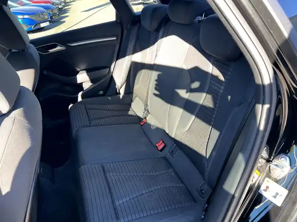AUDI A3 SPORTBACK (13/28)