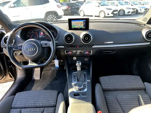 AUDI A3 SPORTBACK (18/28)