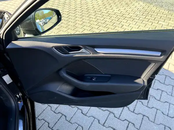 AUDI A3 SPORTBACK (20/28)