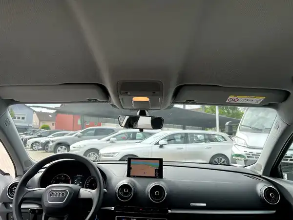 AUDI A3 SPORTBACK (18/26)