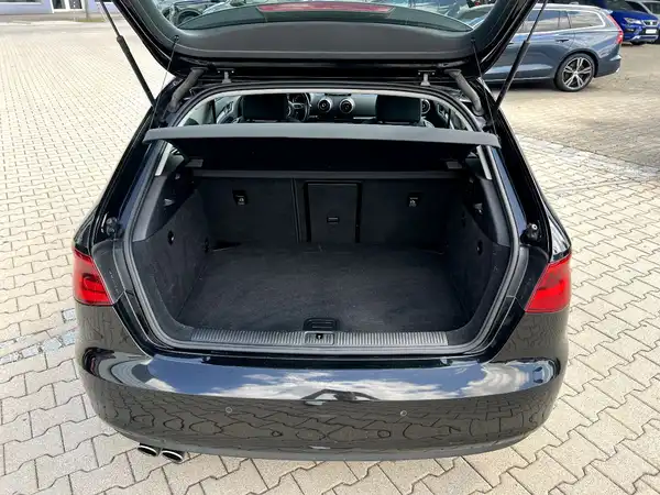 AUDI A3 (7/23)