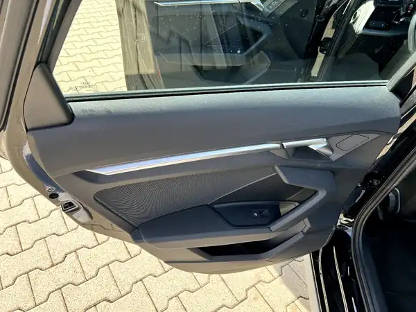 AUDI A3 SPORTBACK (11/29)