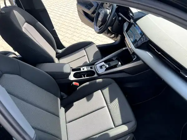 AUDI A3 SPORTBACK (21/29)