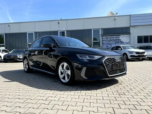 AUDI A3 SPORTBACK (5/29)