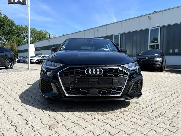 AUDI A3 SPORTBACK (6/29)