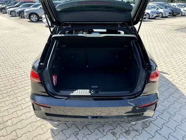 AUDI A3 SPORTBACK (7/29)