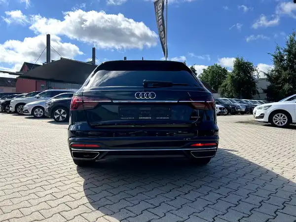 AUDI A4 AVANT (3/28)