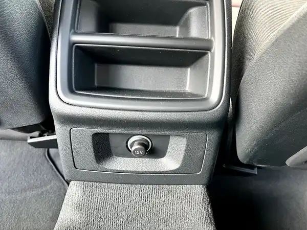 AUDI A4 AVANT (17/27)