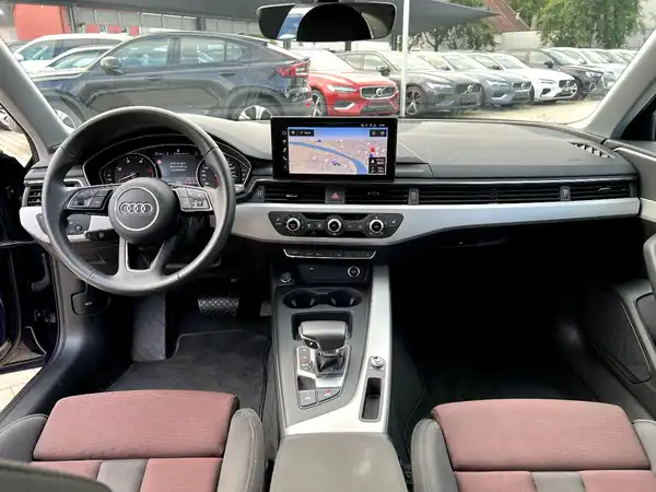 AUDI A4 AVANT (18/27)