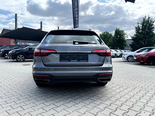 AUDI A4 AVANT (3/27)