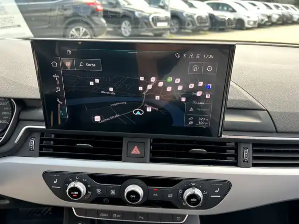AUDI A4 AVANT (25/27)