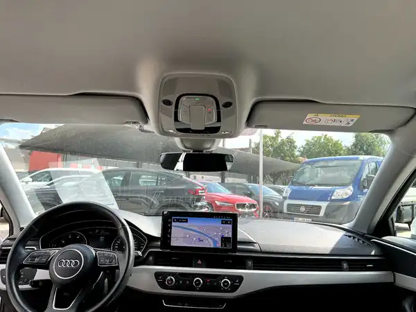 AUDI A4 AVANT (19/27)