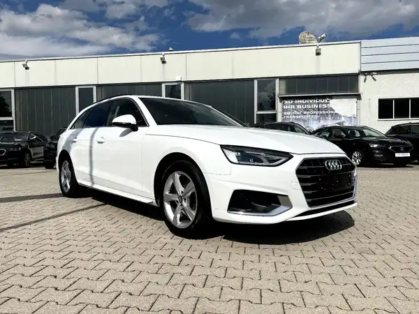 AUDI A4 AVANT (5/27)