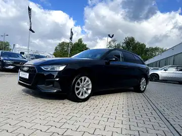 AUDI A4 AVANT (1/28)