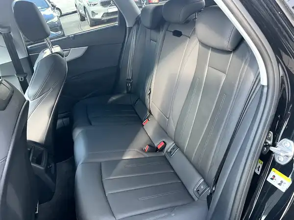 AUDI A4 AVANT (14/28)