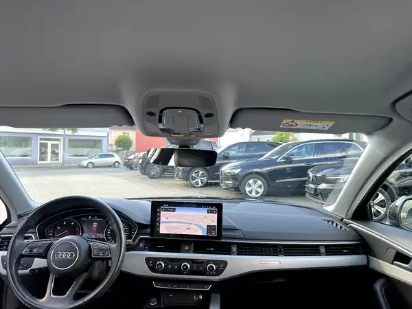 AUDI A4 AVANT (19/28)