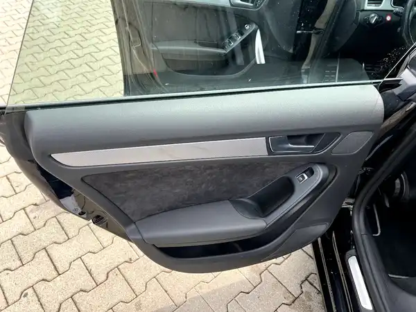 AUDI A5 SPORTBACK (11/27)