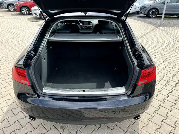AUDI A5 SPORTBACK (7/27)