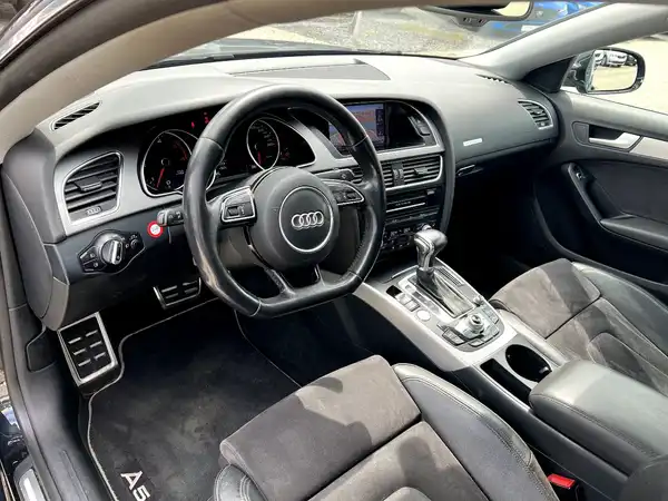 AUDI A5 SPORTBACK (9/27)