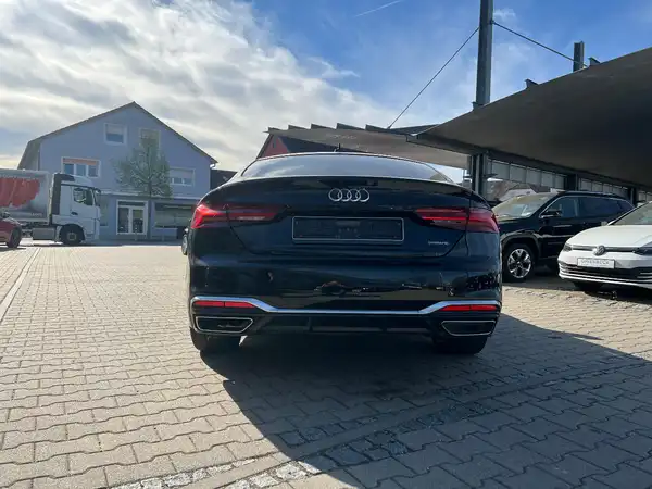 AUDI A5 SPORTBACK (3/29)
