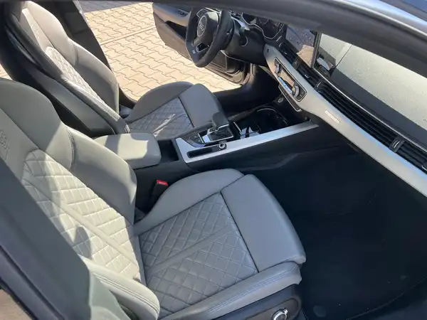 AUDI A5 SPORTBACK (22/29)