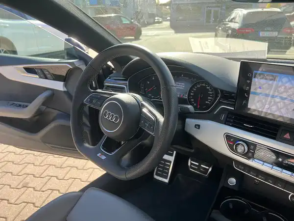 AUDI A5 SPORTBACK (28/29)