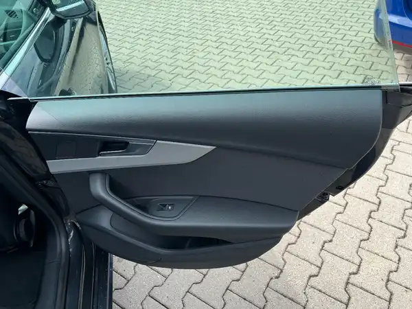 AUDI A5 SPORTBACK (15/28)