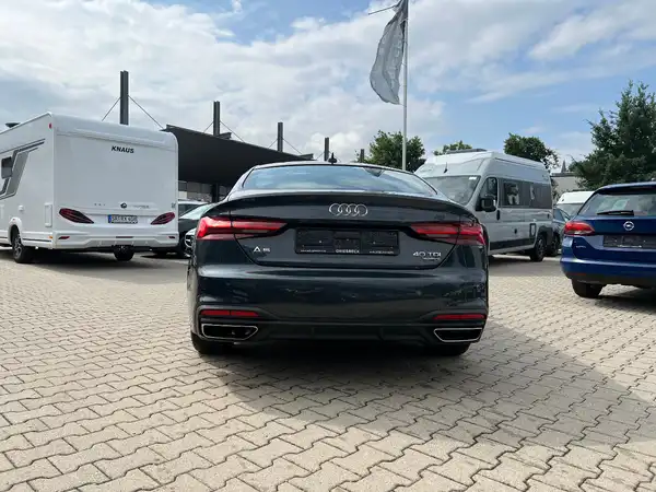 AUDI A5 SPORTBACK (3/28)