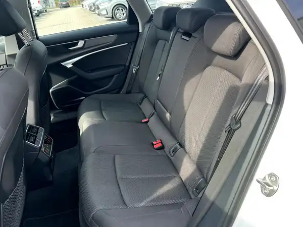 AUDI A6 AVANT (15/29)