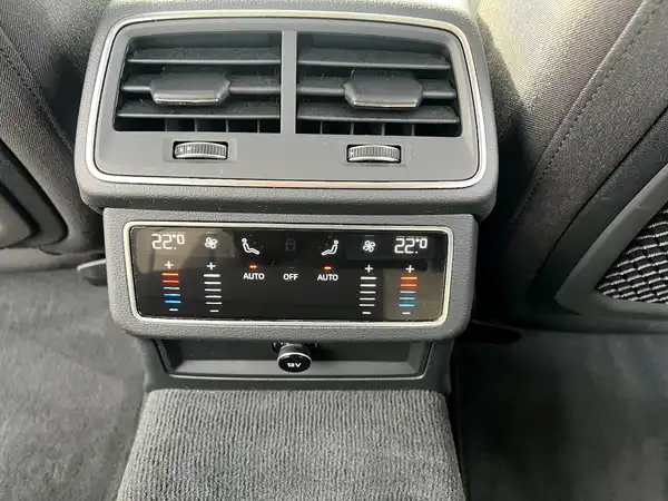 AUDI A6 AVANT (19/29)