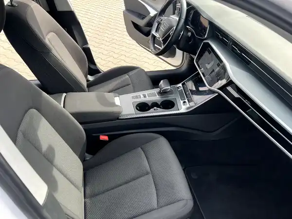 AUDI A6 AVANT (23/29)