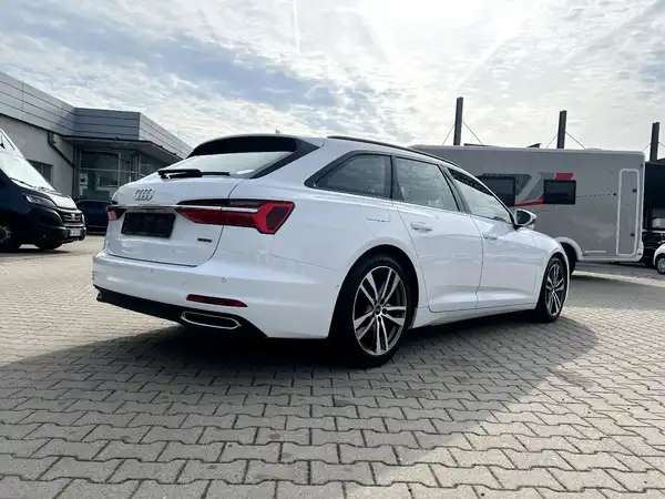 AUDI A6 AVANT (4/29)