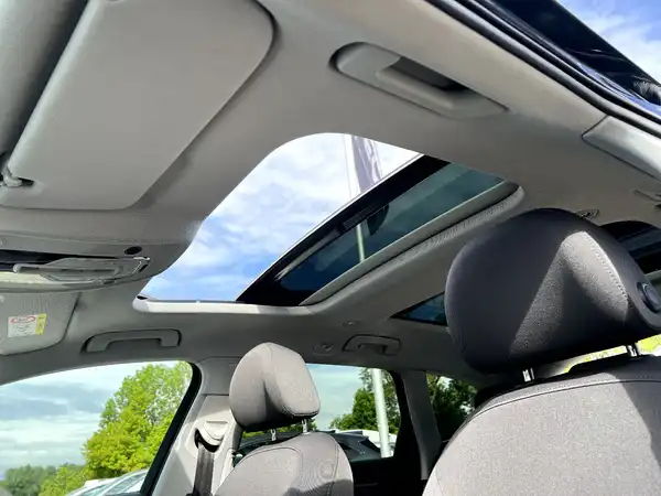 AUDI A6 AVANT (12/29)