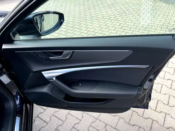 AUDI A6 AVANT (22/29)