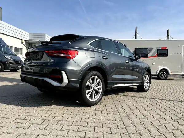 AUDI Q3 SPORTBACK (4/27)