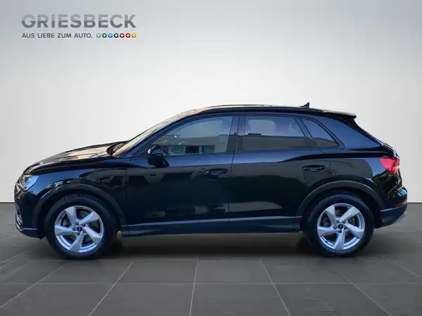 AUDI Q3 (2/20)