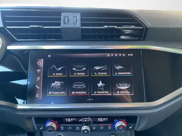 AUDI Q3 (11/20)