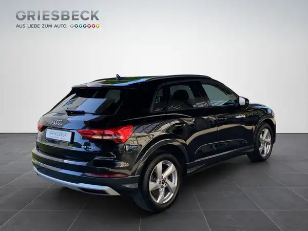AUDI Q3 (5/20)