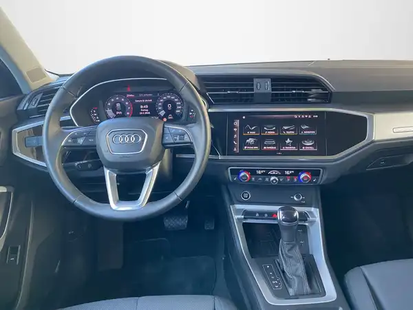 AUDI Q3 (8/20)