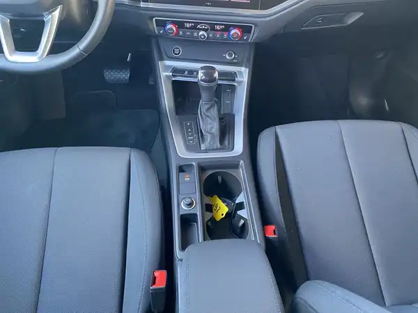 AUDI Q3 (9/20)