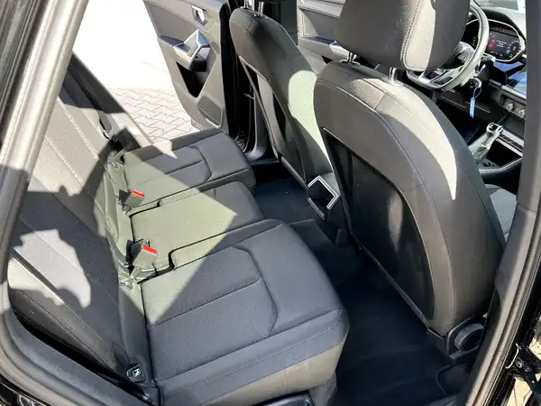 AUDI Q3 (15/27)