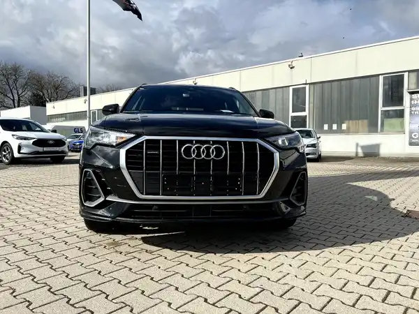 AUDI Q3 (6/27)